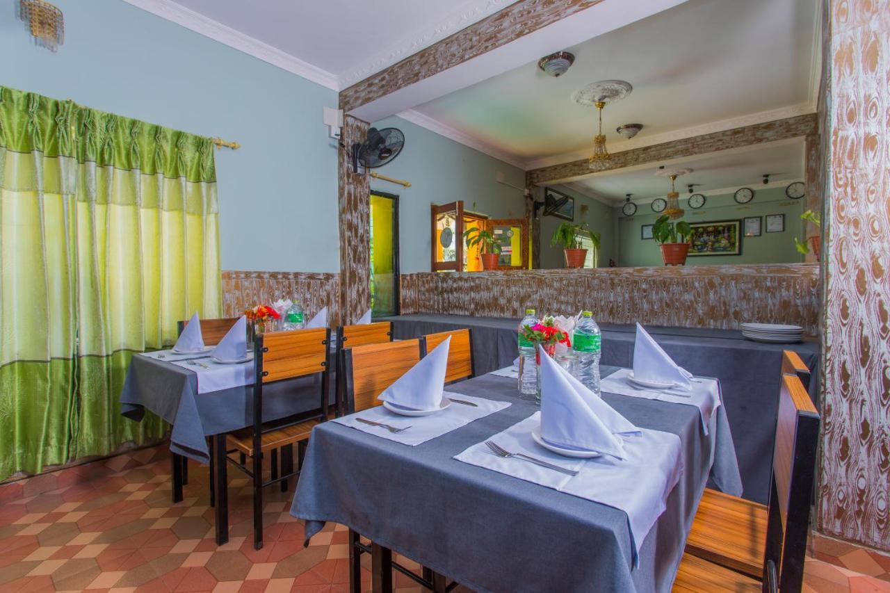 Hotel Dream Inn Pokhara Exterior photo