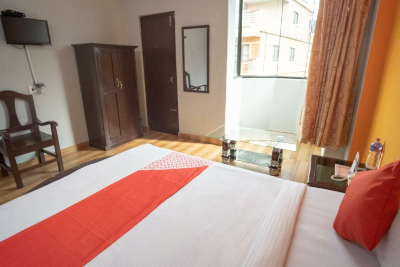 Hotel Dream Inn Pokhara Exterior photo